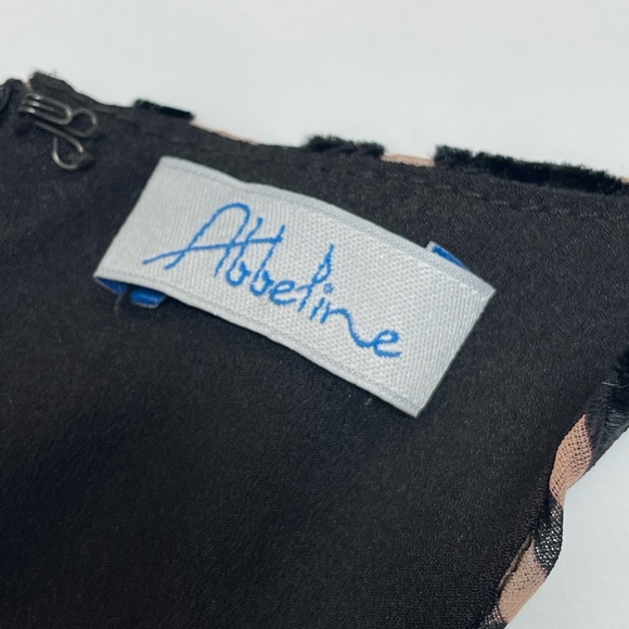 Abbeline - Picture 6 of 9